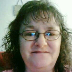 Meet your Posher, Carrie